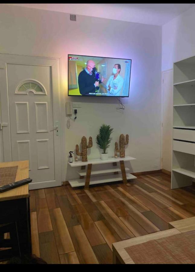 Studio meublé Tout équipé!! Boujan-sur-Libron Esterno foto
